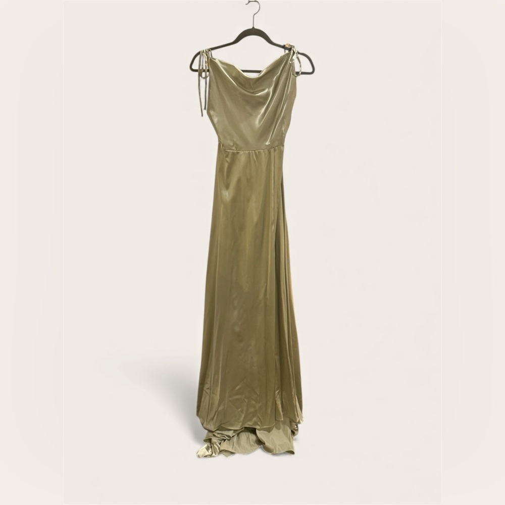 Elegant Strapless Green Dress - Picture 4 of 6